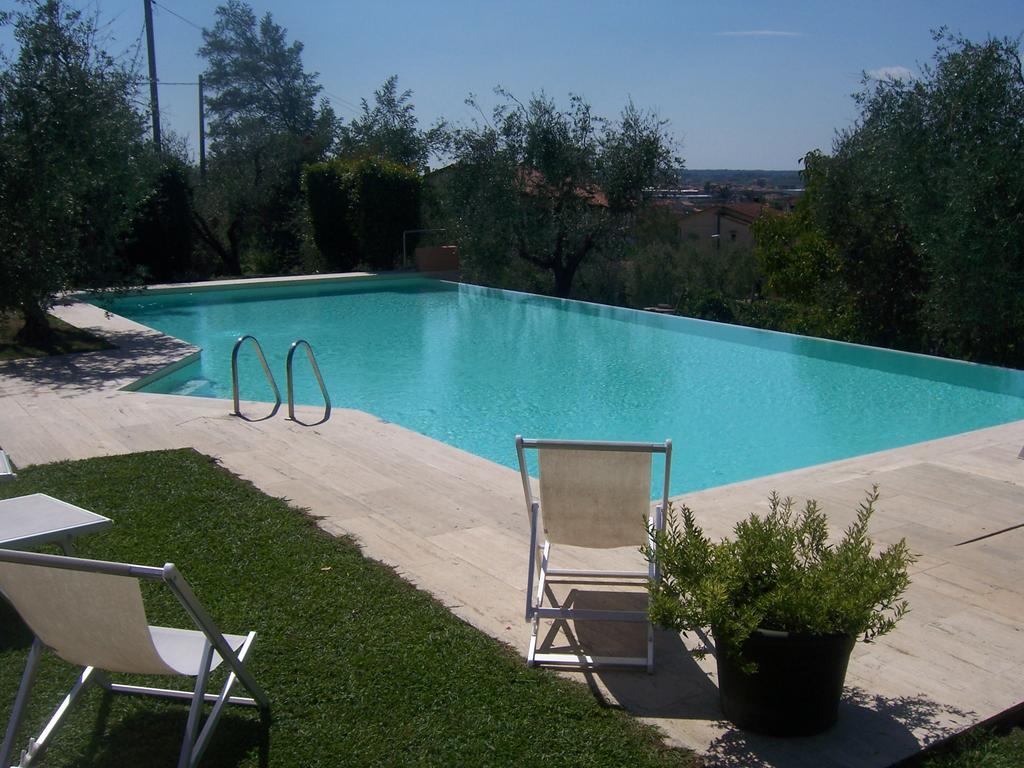 Agriturismo Le Due Querce Lazzeretto Экстерьер фото