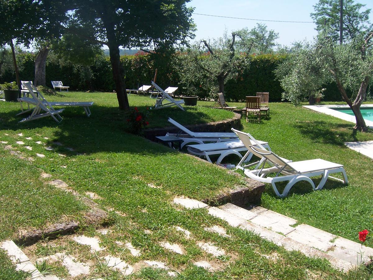 Agriturismo Le Due Querce Lazzeretto Экстерьер фото